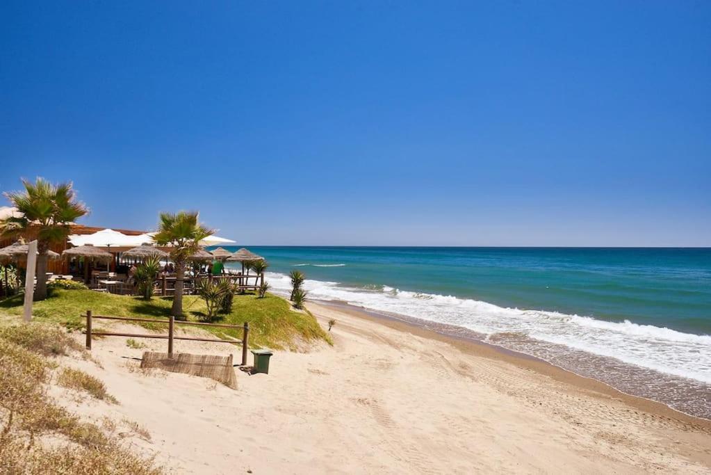Oleholidays 1106 Romana Playa Primera Linea Playa Marbella Exterior foto