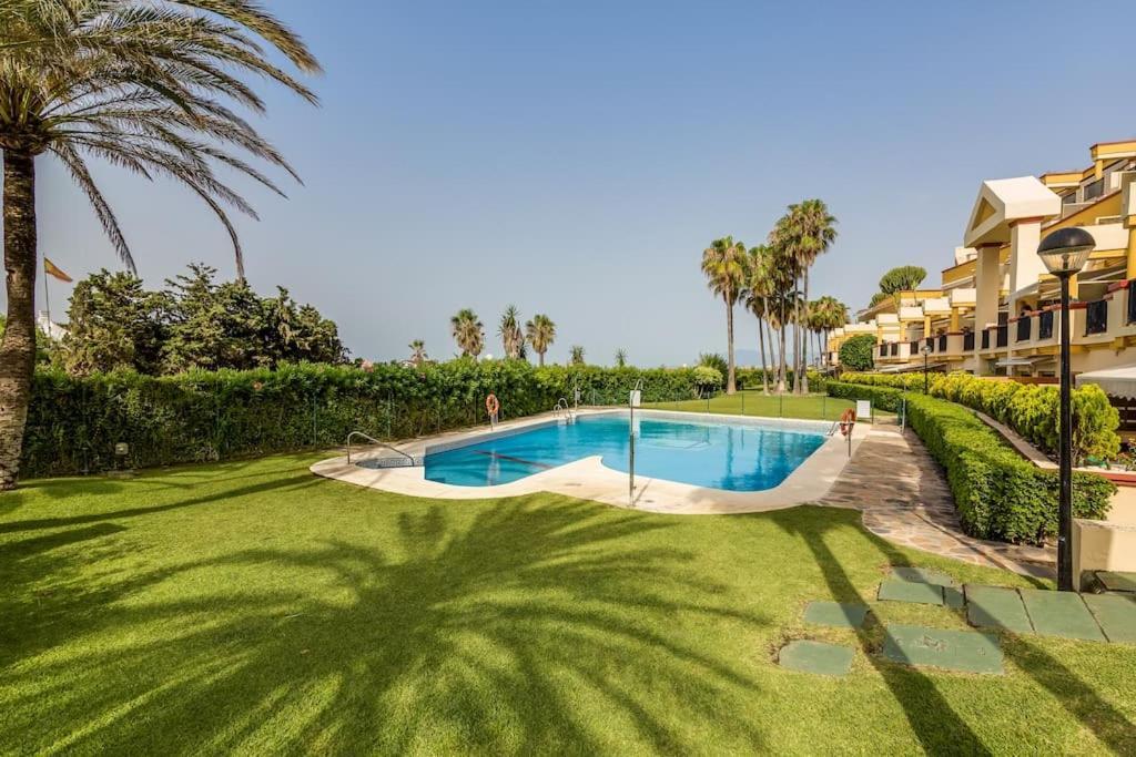 Oleholidays 1106 Romana Playa Primera Linea Playa Marbella Exterior foto