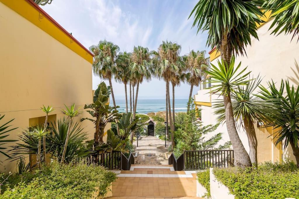 Oleholidays 1106 Romana Playa Primera Linea Playa Marbella Exterior foto